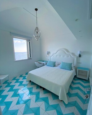 Royal Penthouse, Sea View