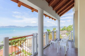 Uitzicht vanaf balkon