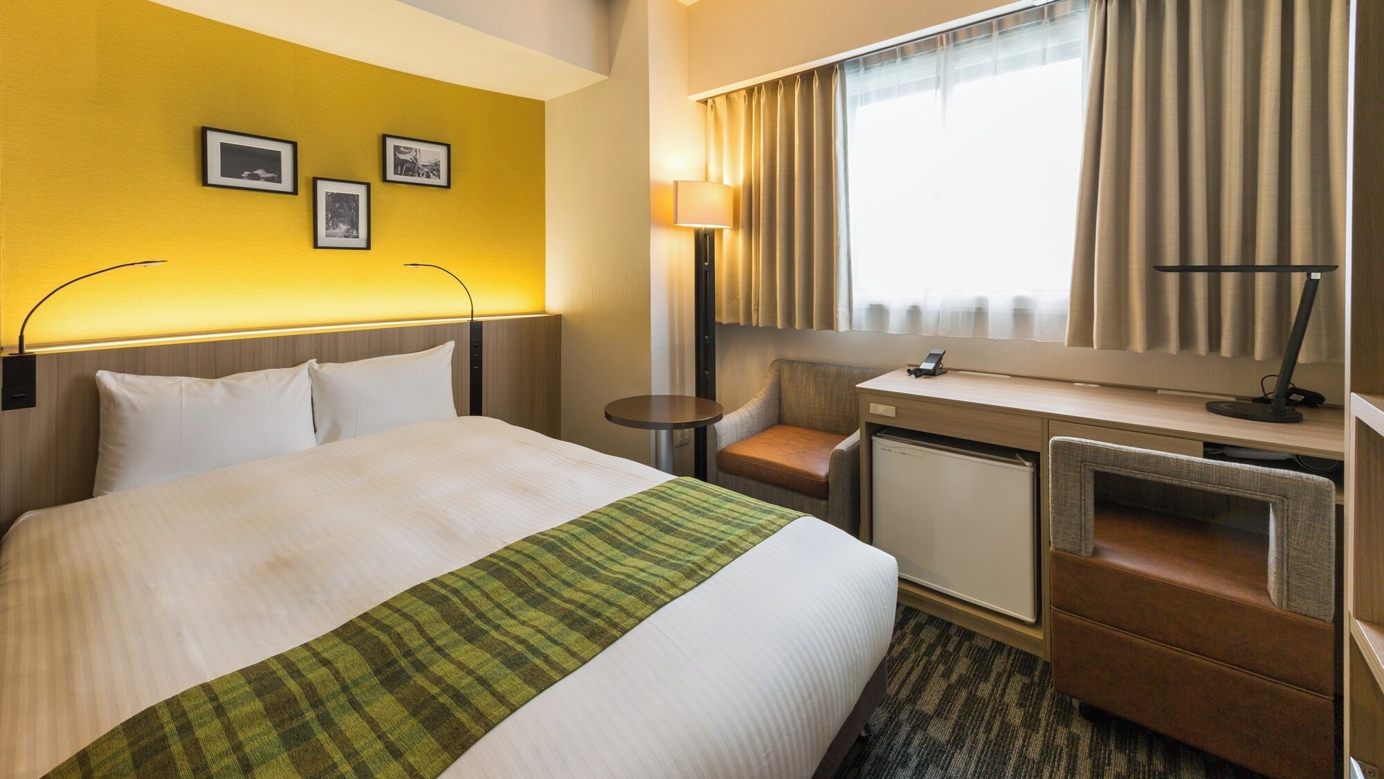 Standard Double Room | Desk, blackout drapes, iron/ironing board, free WiFi