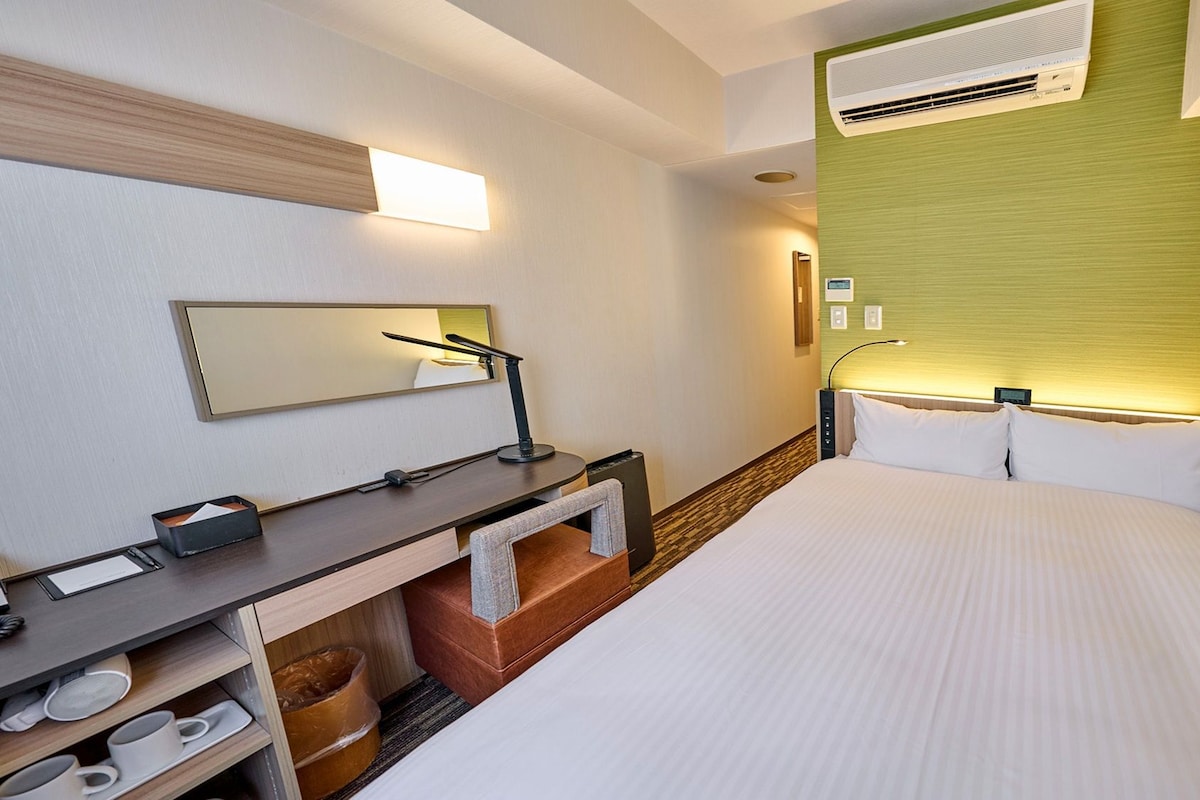 Standard Semi-double Room