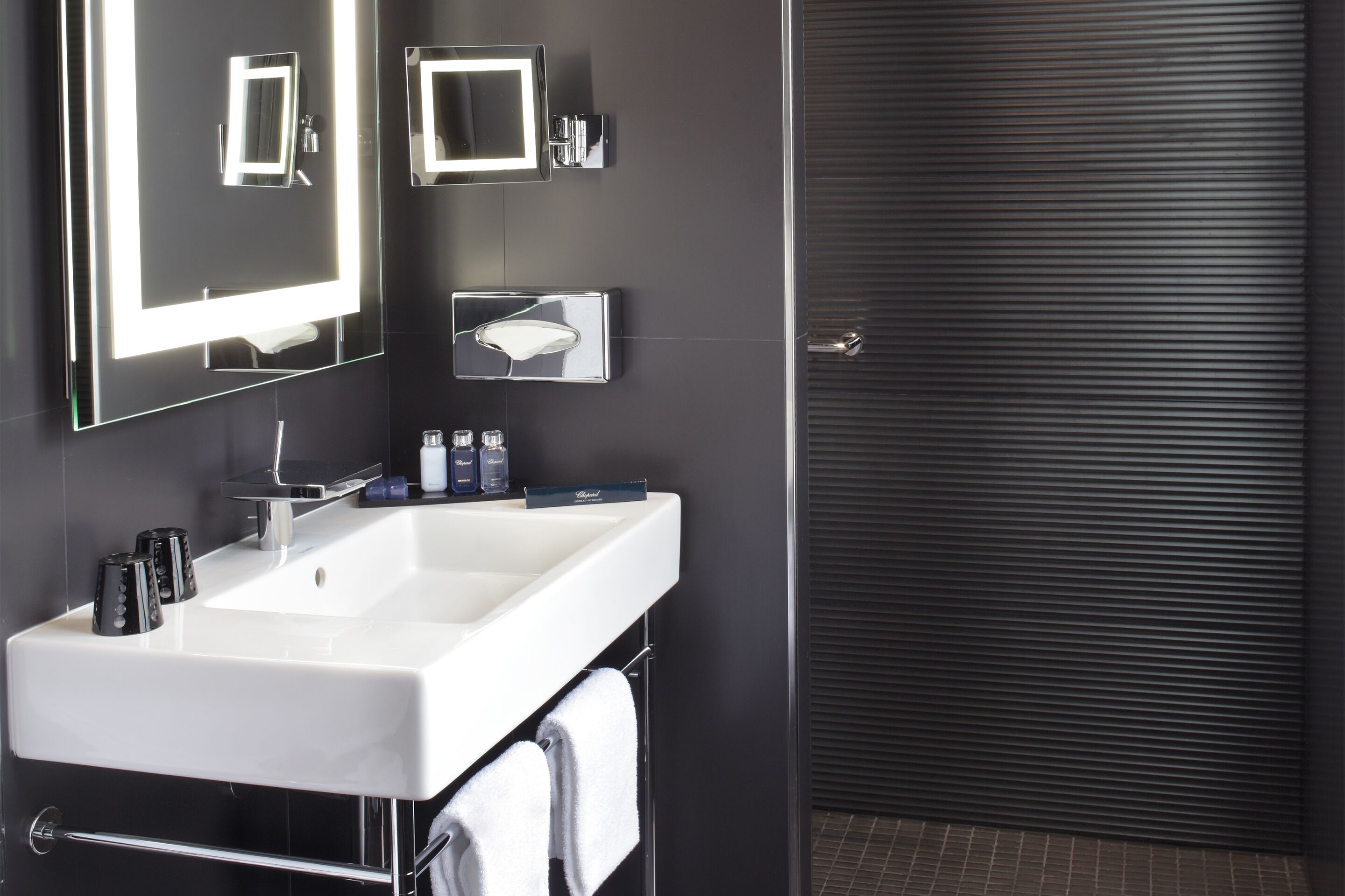 shower, free toiletries, hair dryer, slippers