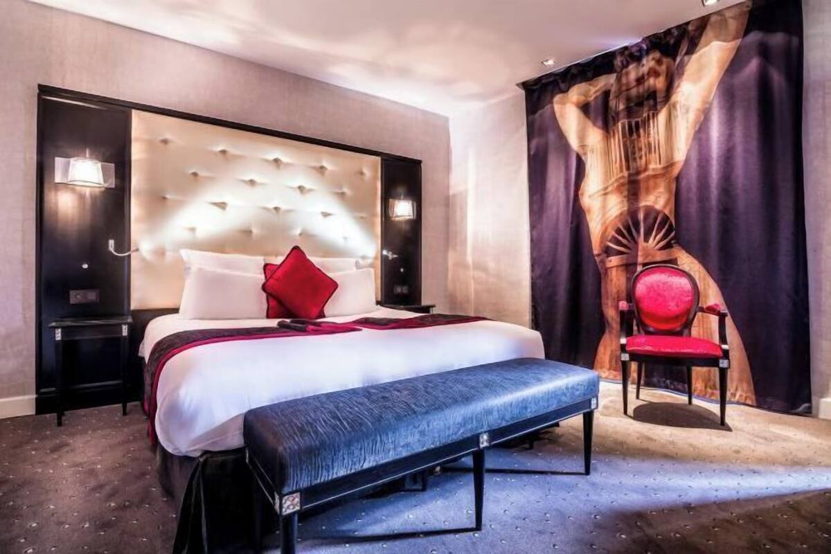Premium bedding, Select Comfort beds, minibar, in-room safe