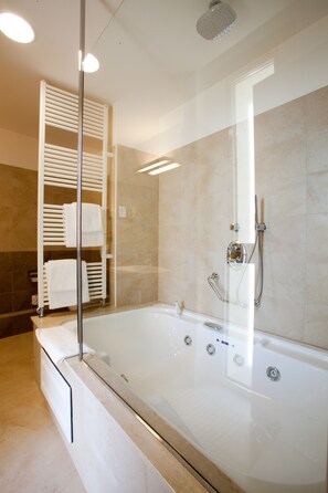 Free toiletries, hair dryer, bidet, towels