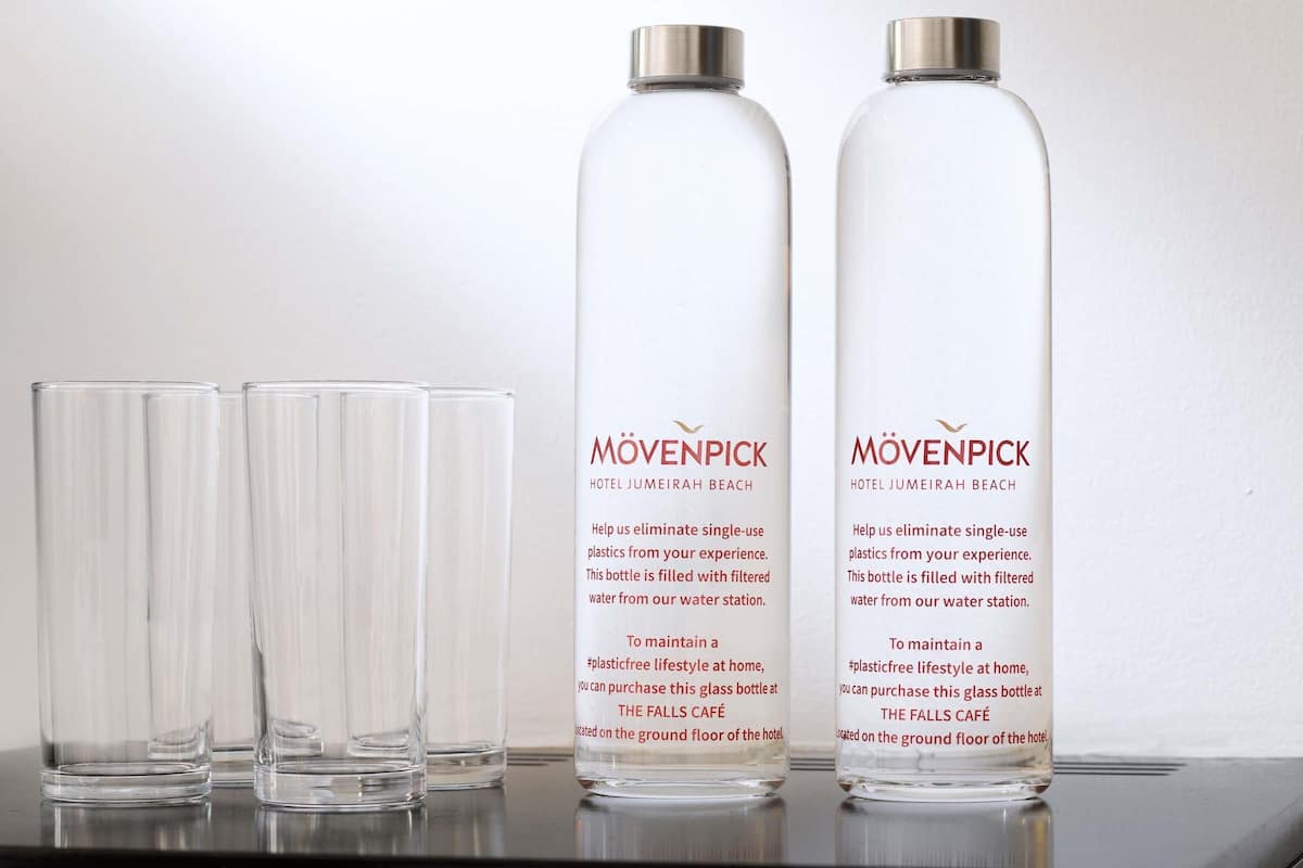 Minibar, Zimmersafe, Schreibtisch, laptopgeeigneter Arbeitsplatz