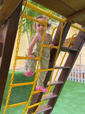 Children's play area - outdoor