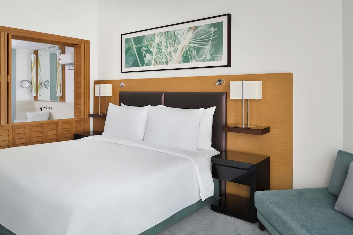 1 bedroom, minibar, in-room safe, desk