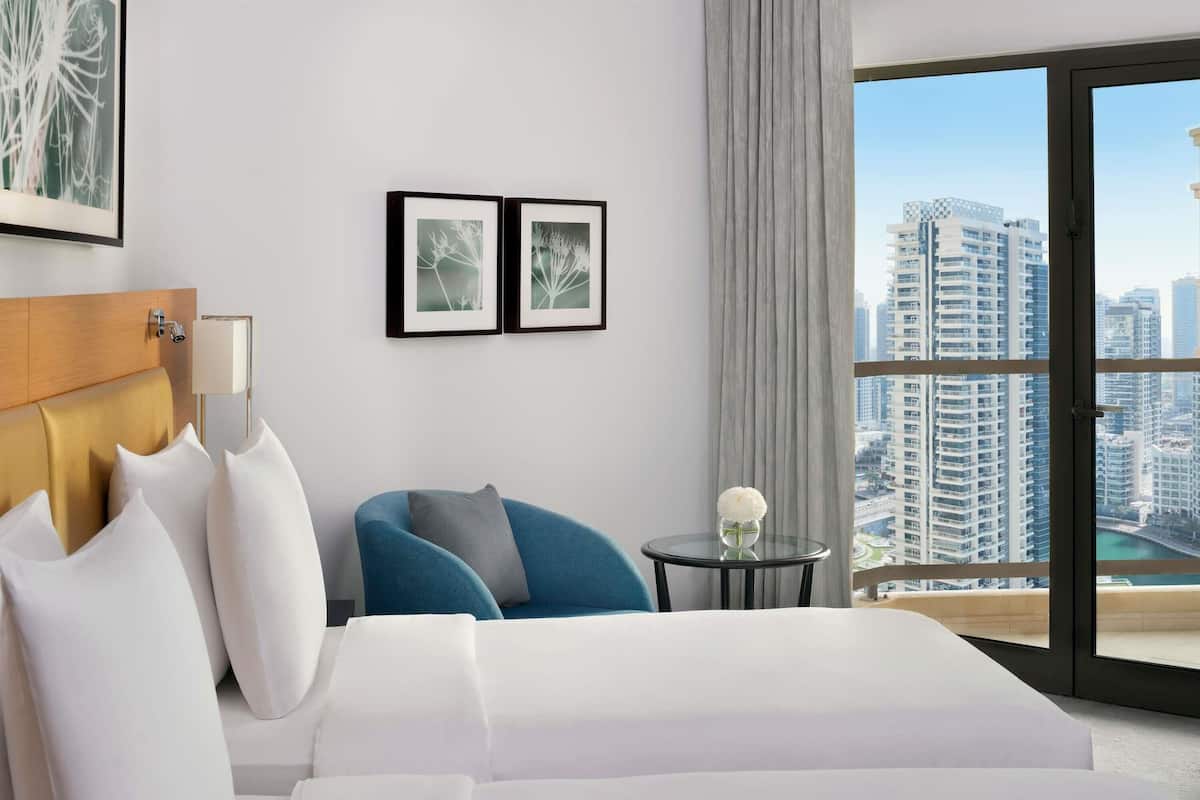 Chambre supérieure avec lits jumeaux, balcon | Minibar, coffre-fort, bureau