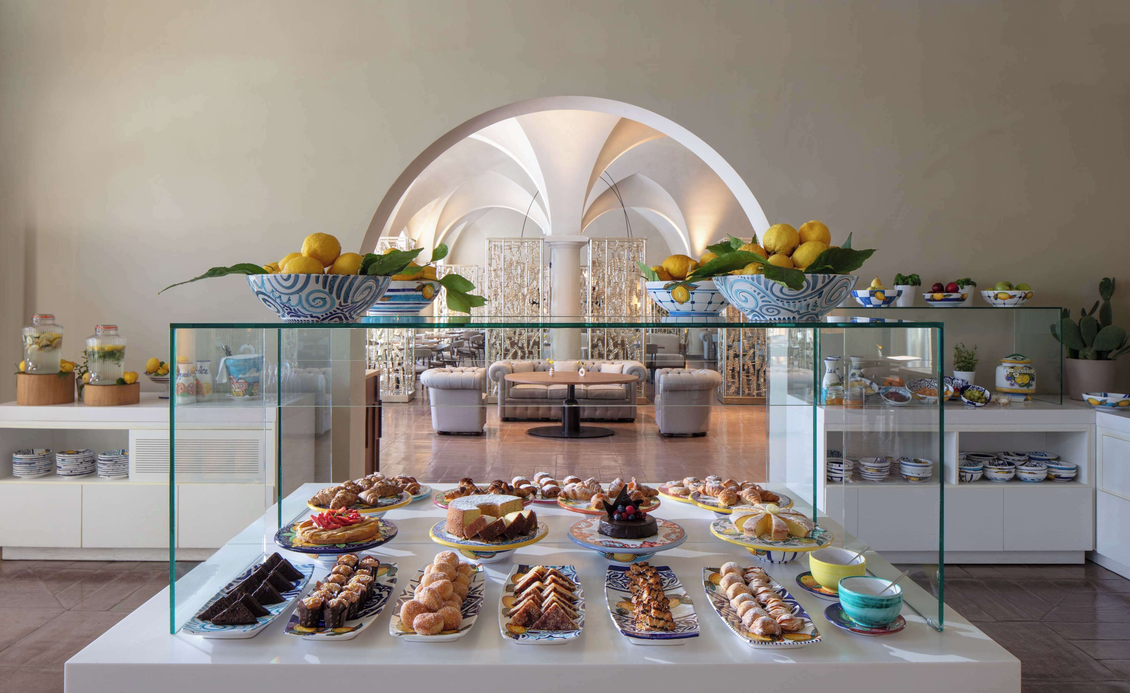 Daily buffet breakfast for a fee