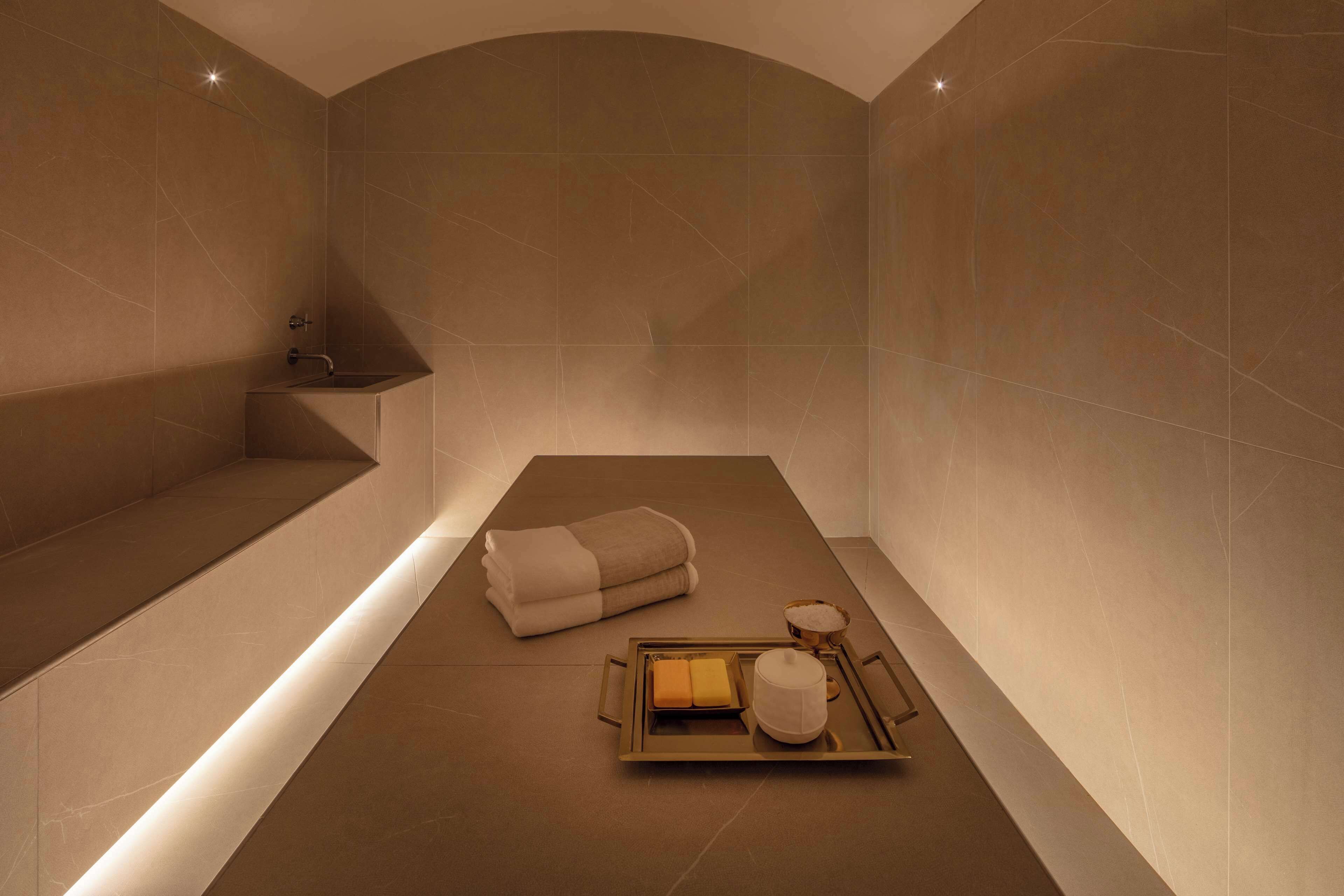 Turkish bath, body treatments, aromatherapy, body scrubs, detox wraps