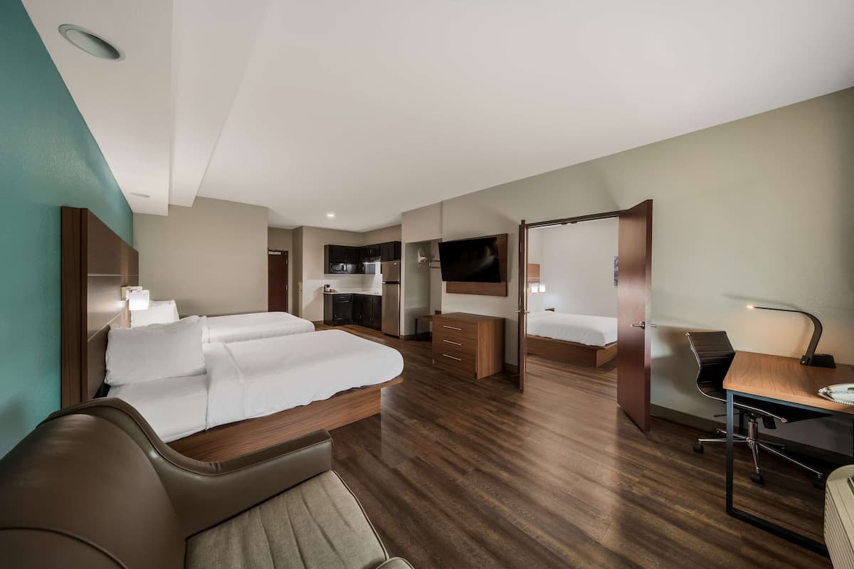 Suite, Multiple Beds, Non Smoking, Kitchen | In-room safe, desk, laptop workspace, blackout curtains
