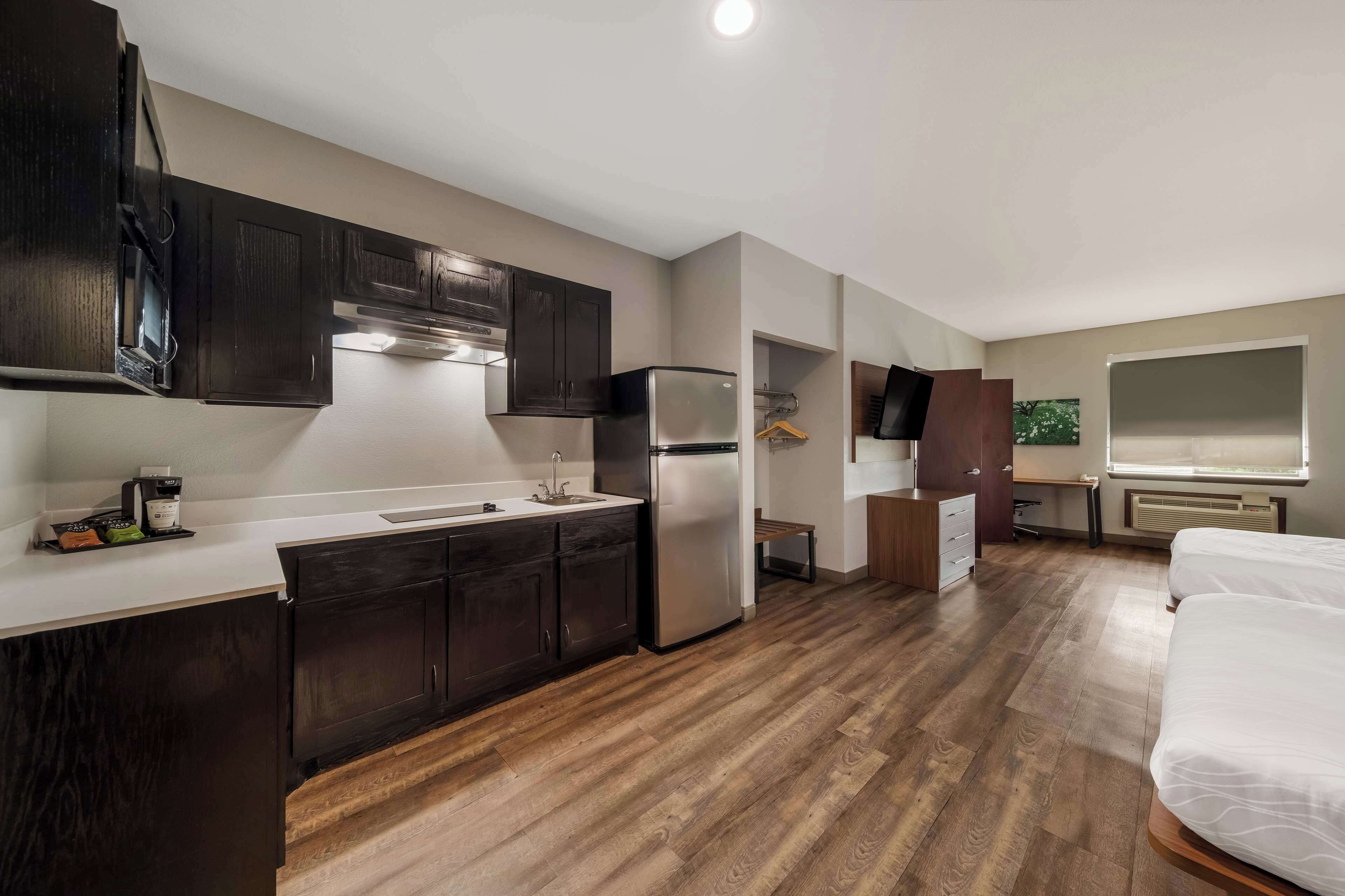 Suite, Multiple Beds, Non Smoking, Kitchen | In-room safe, desk, laptop workspace, blackout drapes