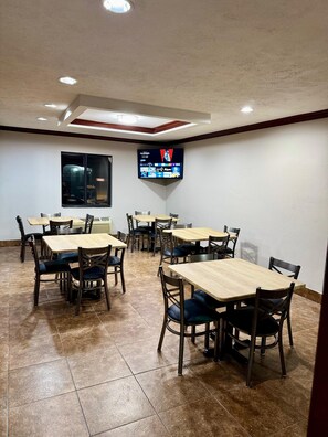 Restaurant - Days Inn by Wyndham Lincoln, IL (Lincoln)