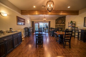 Meeting facility - Pine Ridge Inn (Bend)