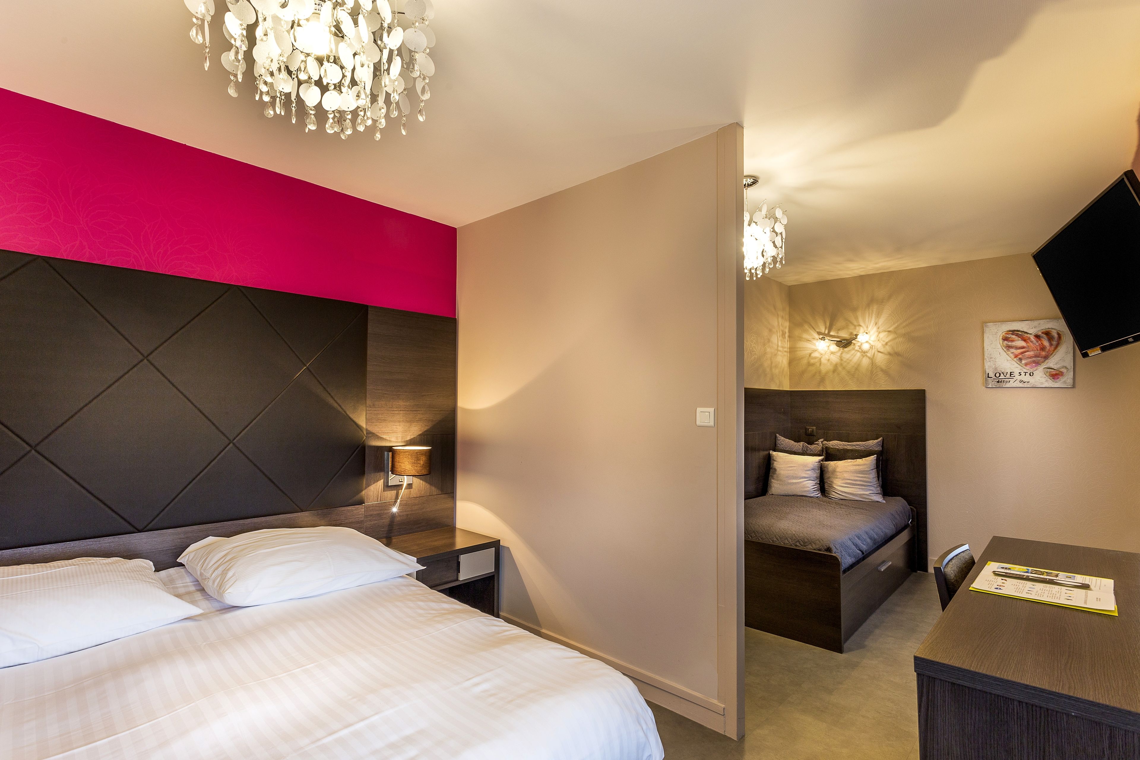 minibar, in-room safe, desk, blackout curtains