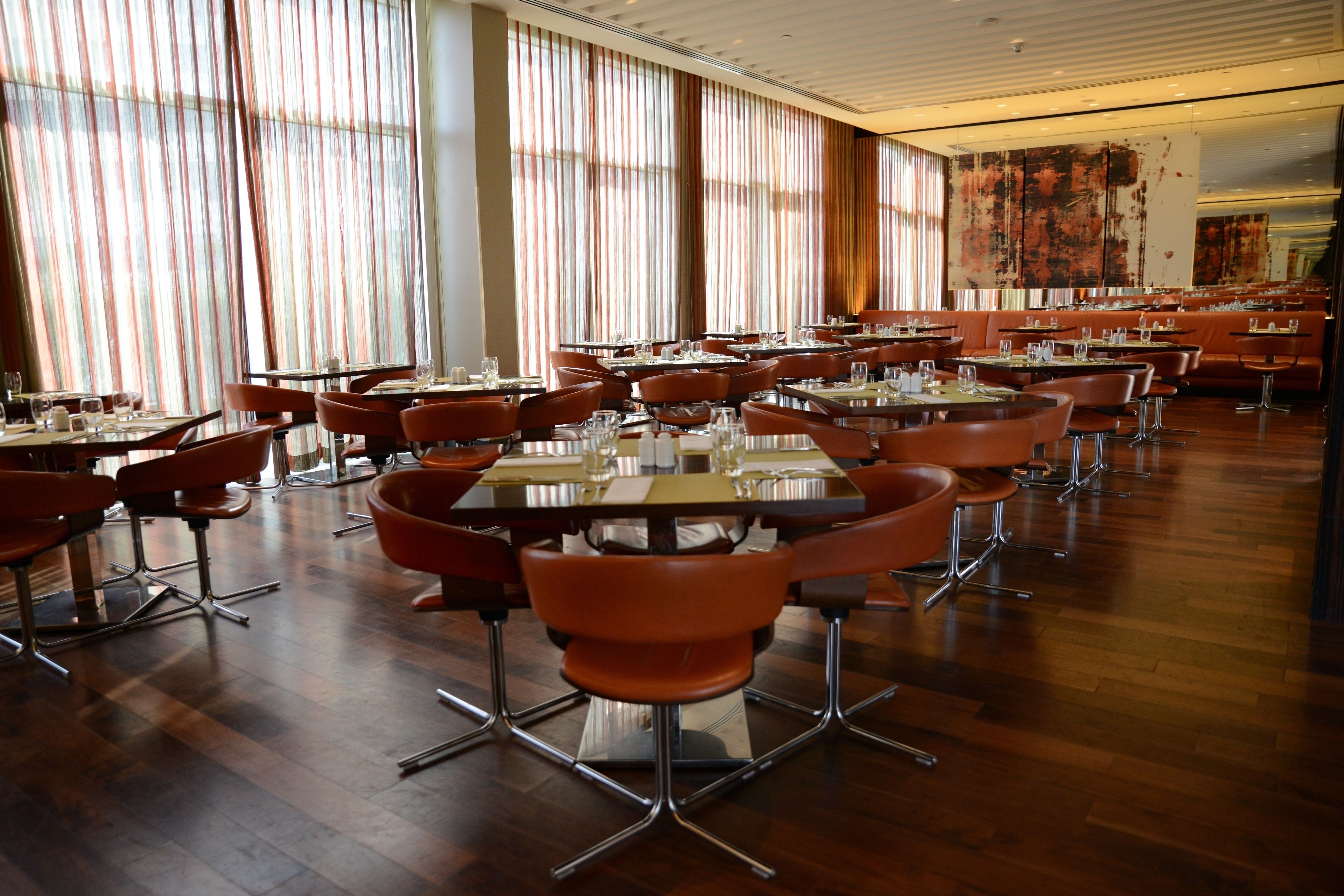 breakfast, lunch, dinner served; international cuisine, pool views