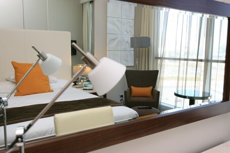 Centro Yas Island - Image 43