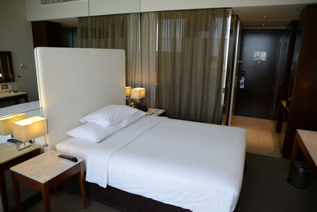 Centro Yas Island - Image 51