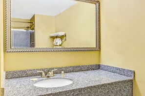 Combined shower/bathtub, hair dryer, towels - Days Inn & Suites by Wyndham Jeffersonville IN (Jeffersonville)