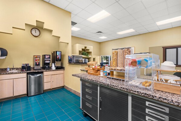 Petit déjeuner continental compris tous les jours