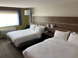 Hypo-allergenic bedding available, pillowtop beds, in-room safe, desk