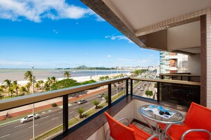 Premium Room, 1 Queen Bed | Balcony