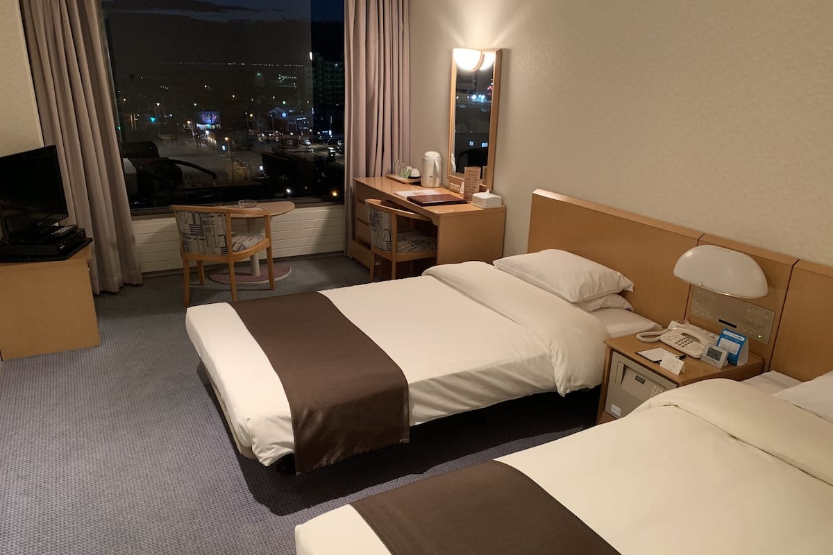 Premium bedding, in-room safe, desk, free WiFi