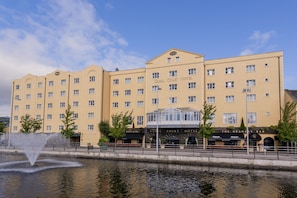 Exterior - Canal Court Hotel (Newry)