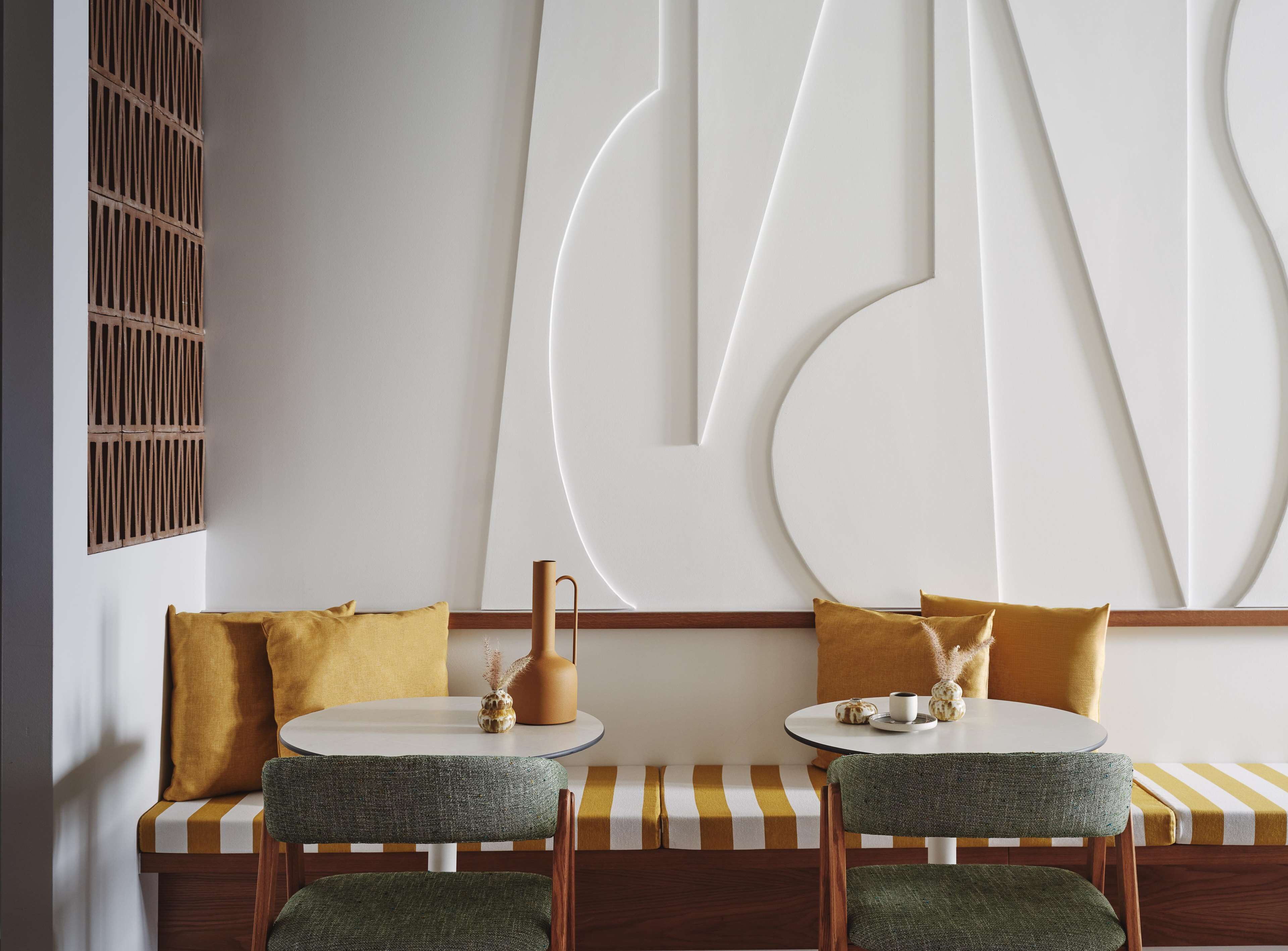 breakfast, lunch, dinner served; mediterranean cuisine