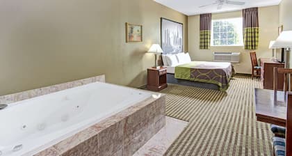 Super 8 by Wyndham Gurnee