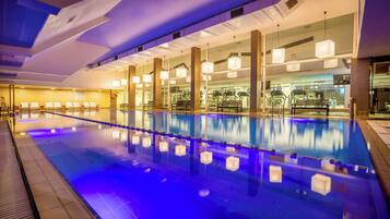 Indoor pool, seasonal outdoor pool, pool umbrellas, sun loungers