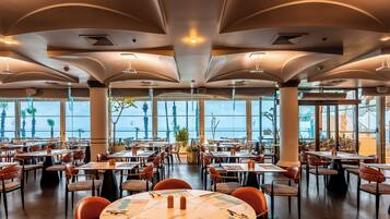 Breakfast, lunch, dinner served; ocean views