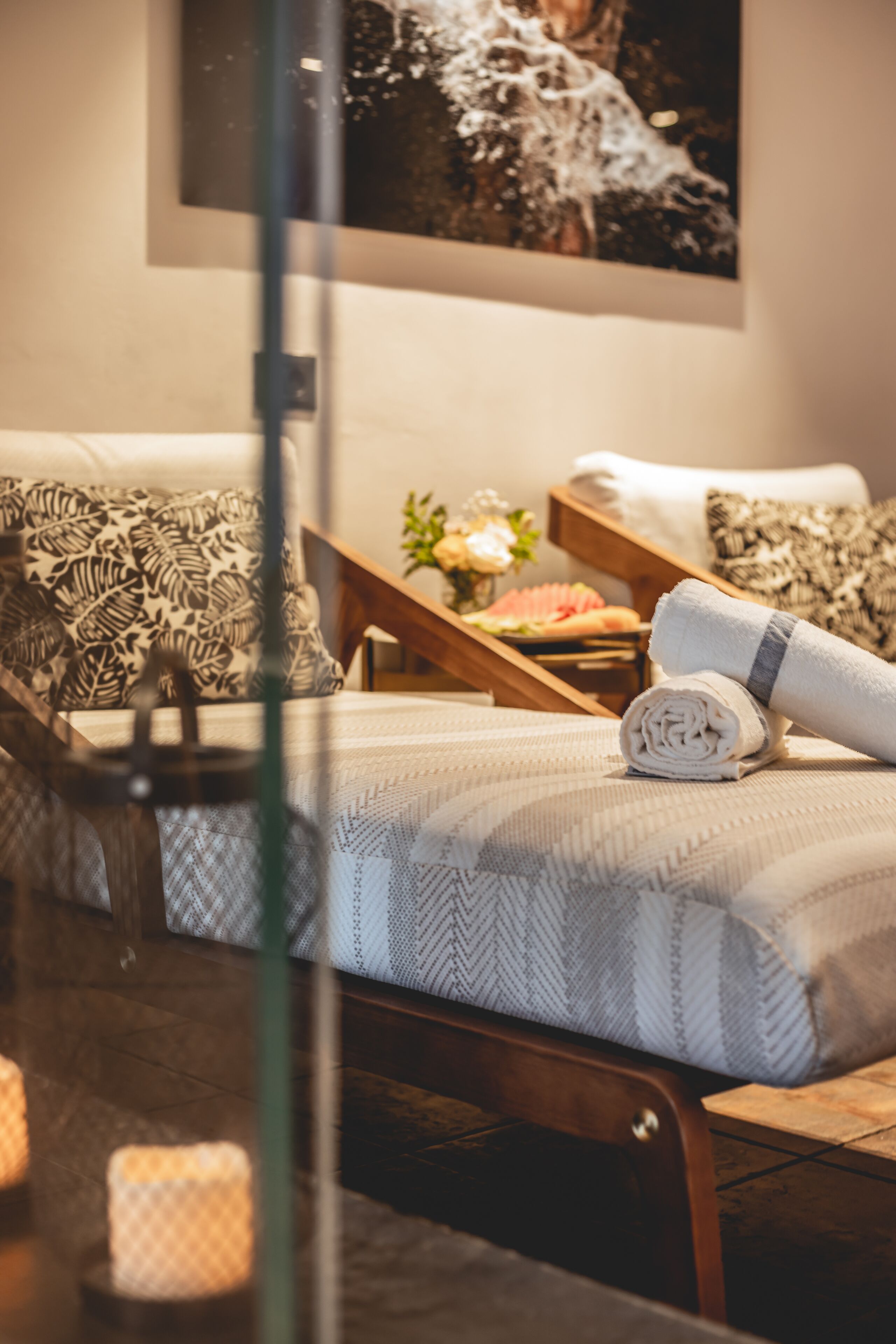 Couples treatment room(s), sauna, steam room, body treatments