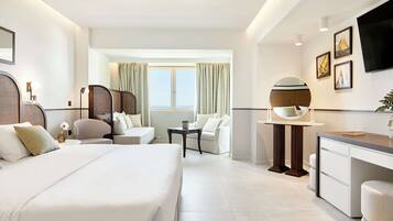 Bangalô (Waterfront) | Frigobar, cofres nos quartos, individualmente decorados