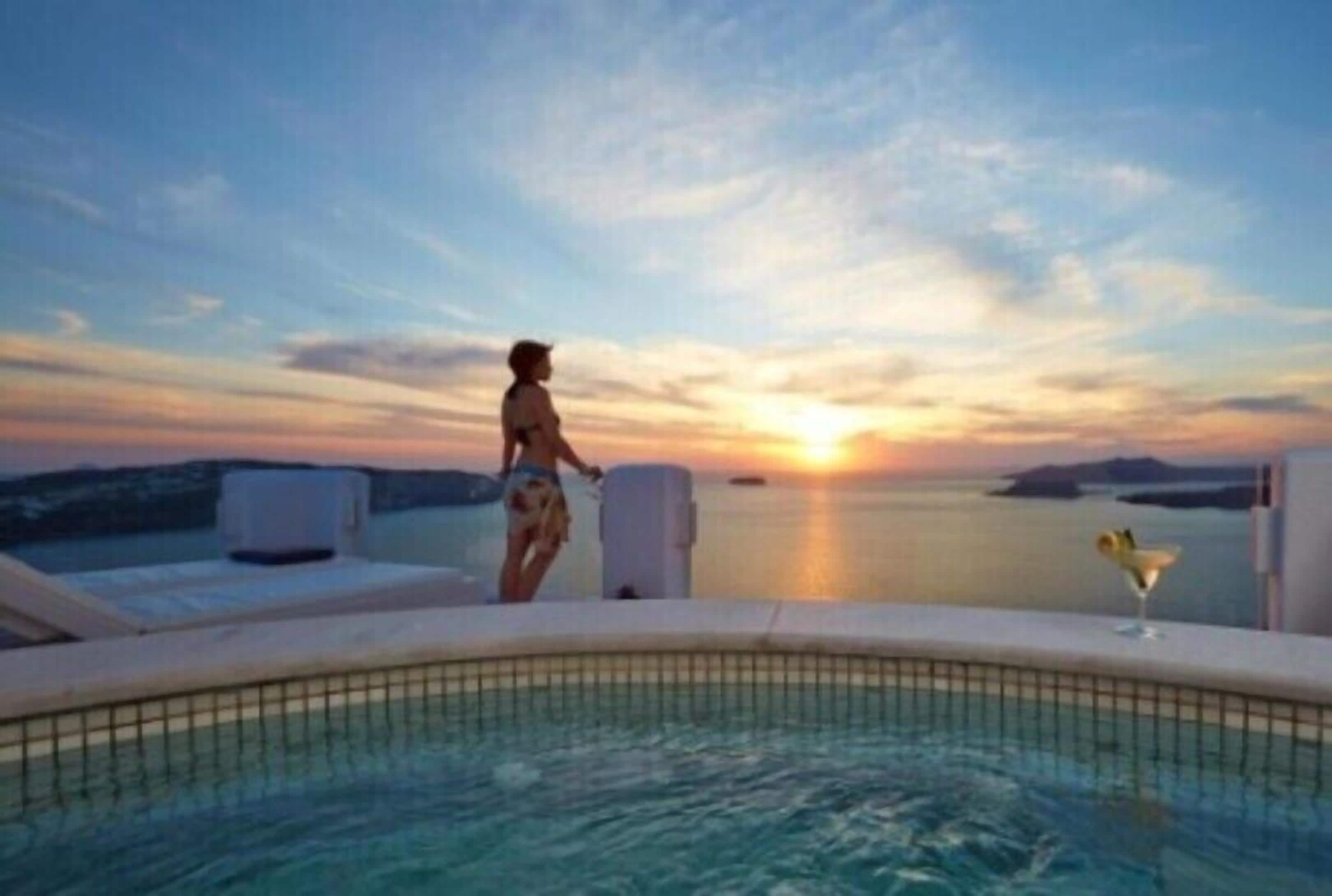Athermi Suite - Outdoor Jacuzzi & Sunset View | Terrace/patio