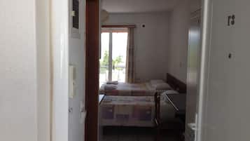 Pillowtop beds, desk, soundproofing, iron/ironing board