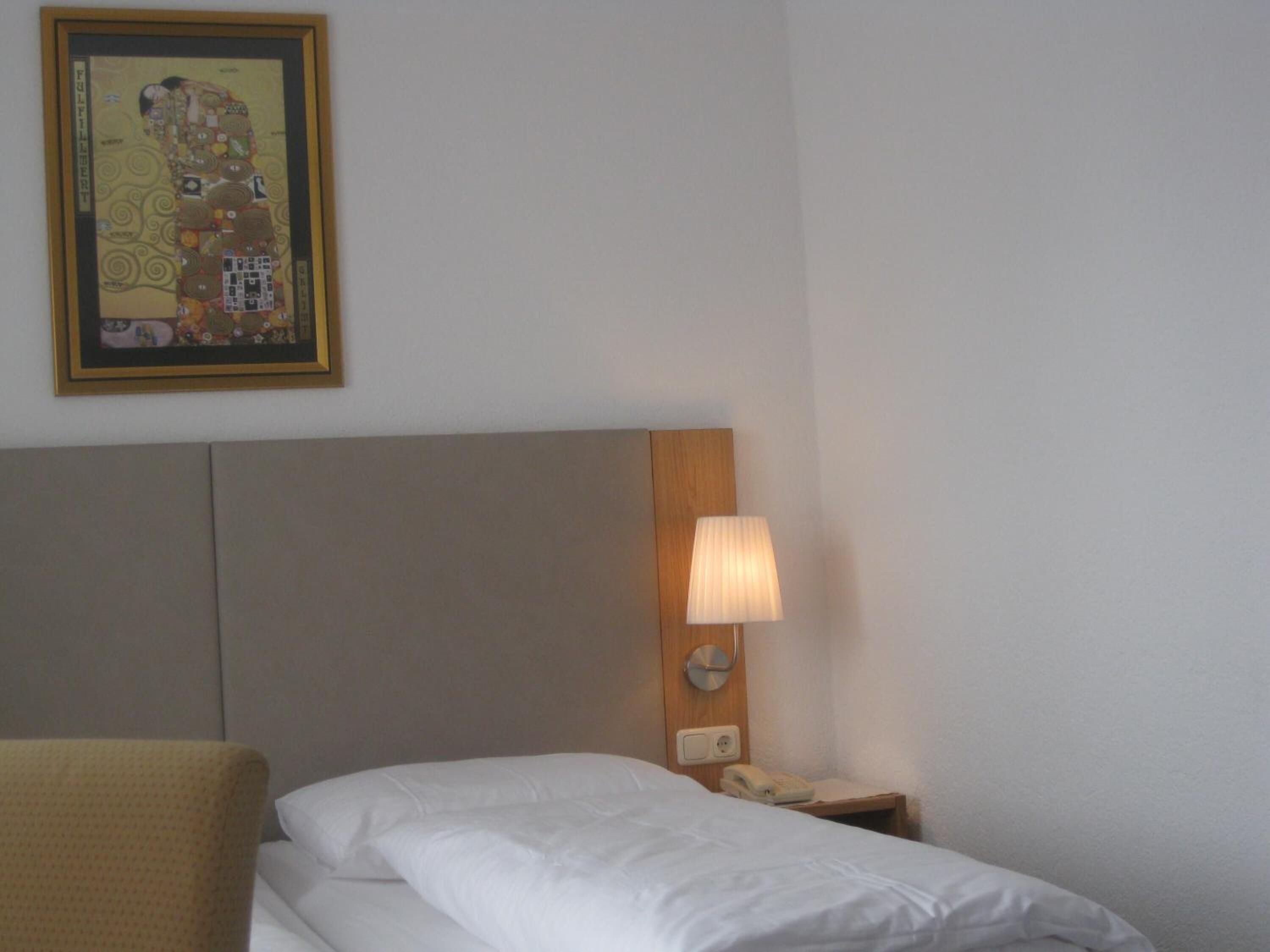 premium bedding, in-room safe, desk, soundproofing