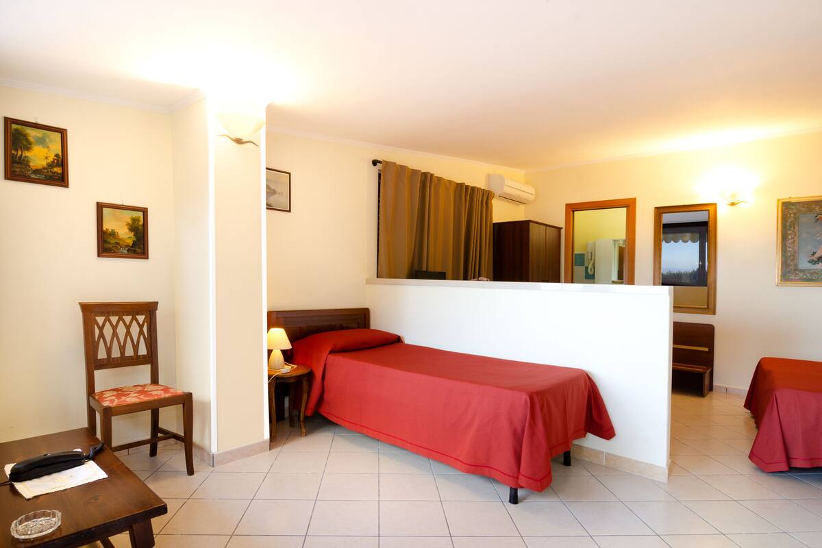 Phòng Suite dành cho gia đình | 1 phòng ngủ, bộ đồ giường cao cấp, chăn bông, nệm Select Comfort