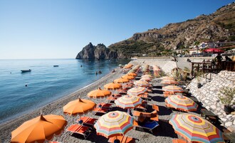 Playa privada en los alrededores, sillas reclinables de playa
