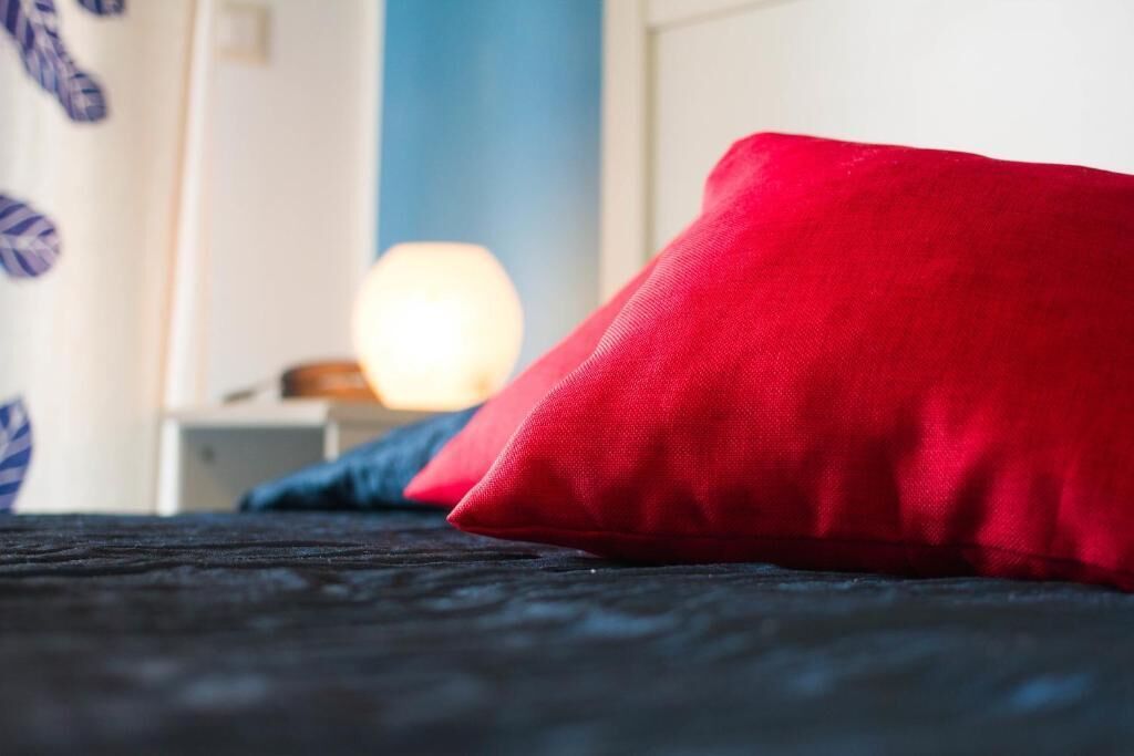 pillow-top beds, minibar, in-room safe, desk