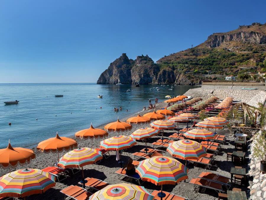 Private beach nearby, sun-loungers, beach umbrellas
