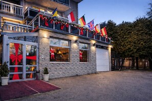 Front of property - Hotel Villa Harmony (Sarajevo)