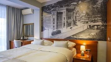 Camera doppia | Biancheria da letto di alta qualità, una scrivania, insonorizzazione
