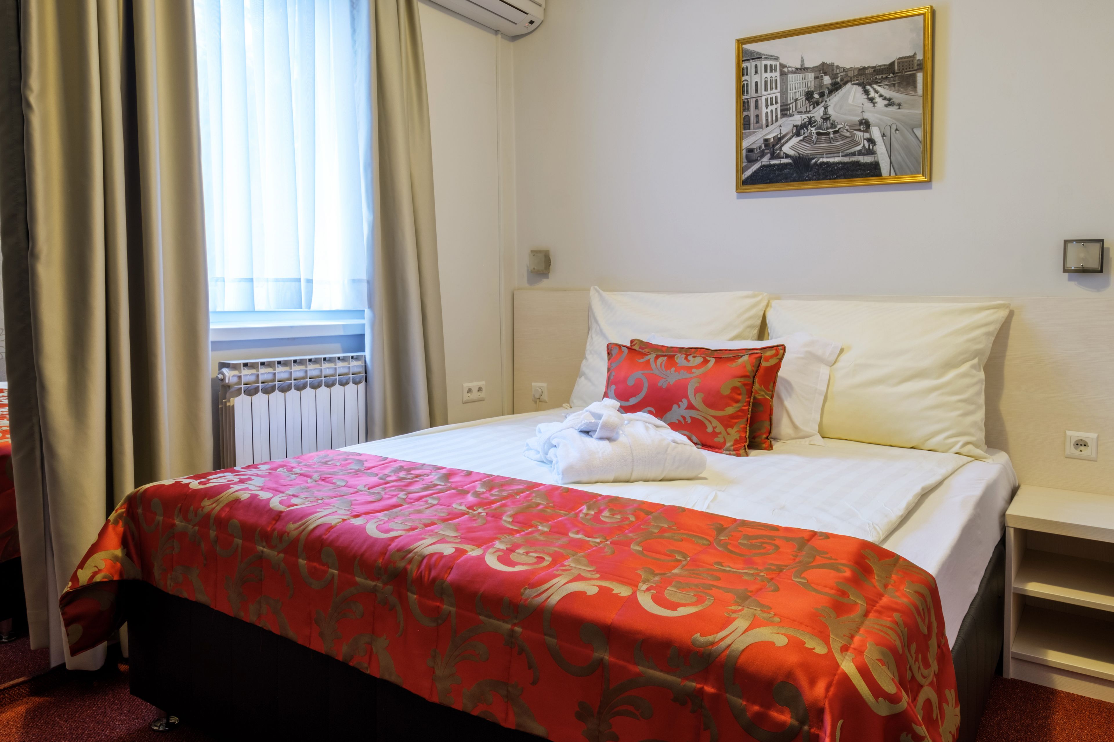 economy double room, garden view | premium bedding, desk, soundproofing, free wifi