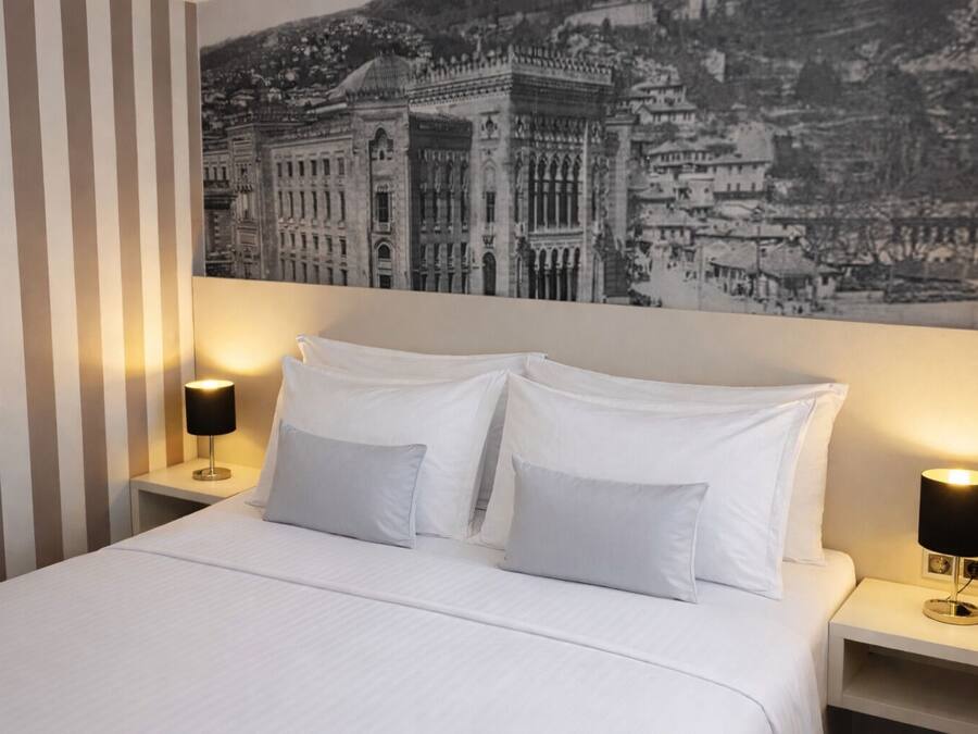 Doppelzimmer | Hochwertige Bettwaren, Schreibtisch, schallisolierte Zimmer