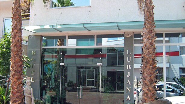 Entrada de la propiedad