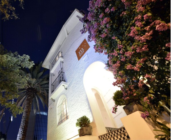 Exterior