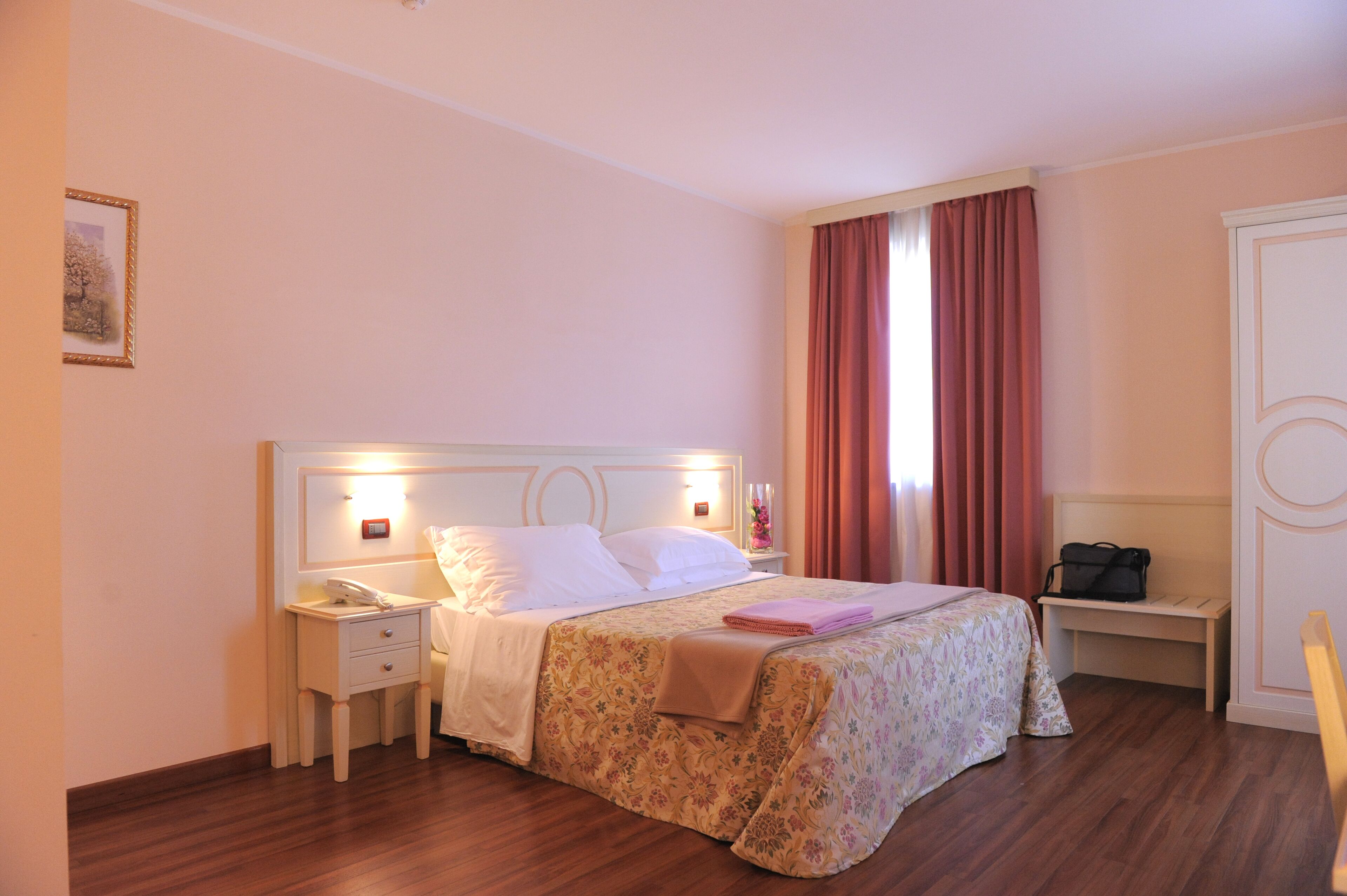 superior double room | minibar, in-room safe, desk, blackout curtains