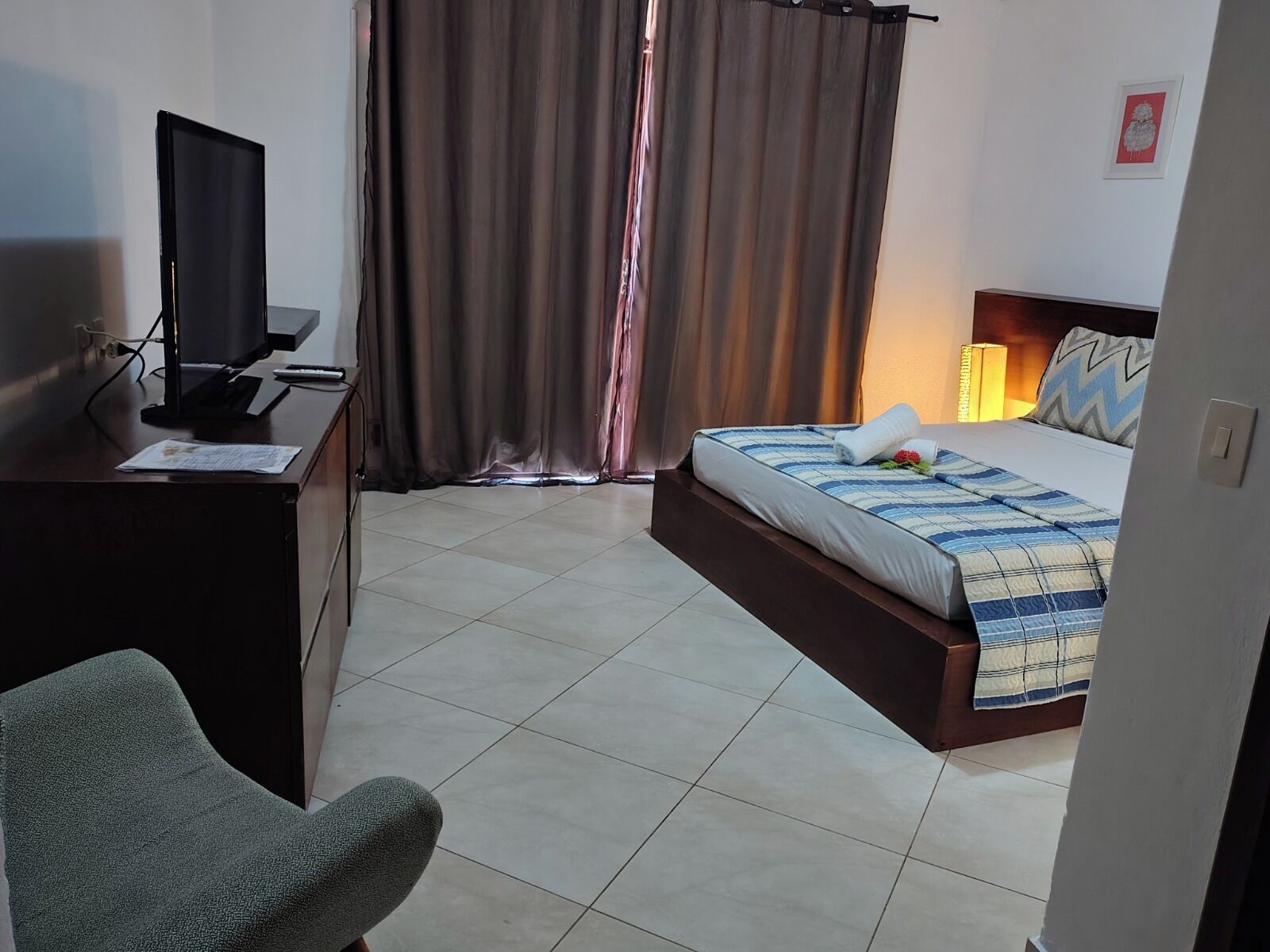 1 habitación, minibar, caja de seguridad en la habitación y wifi gratis 