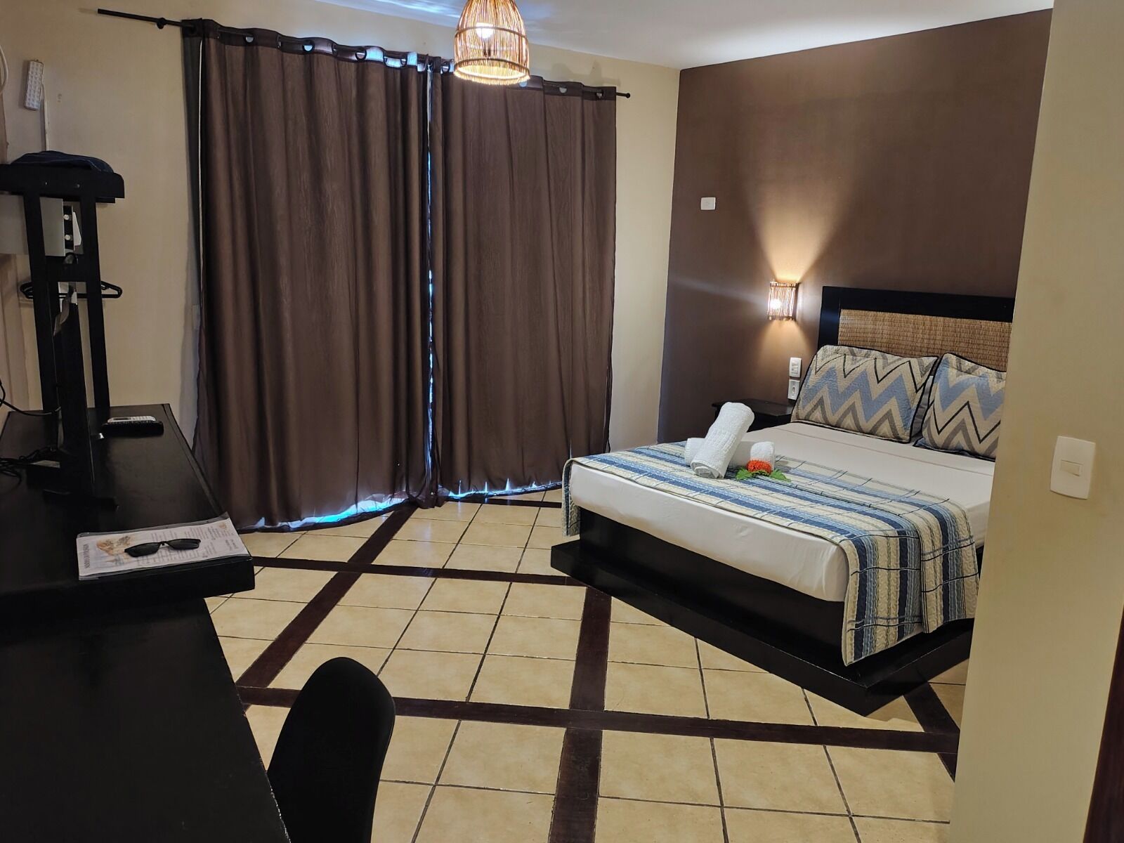 1 chambre, minibar, coffres-forts dans les chambres, Wi-Fi gratuit