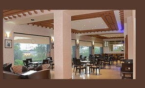 Breakfast, lunch, dinner served; Moroccan cuisine